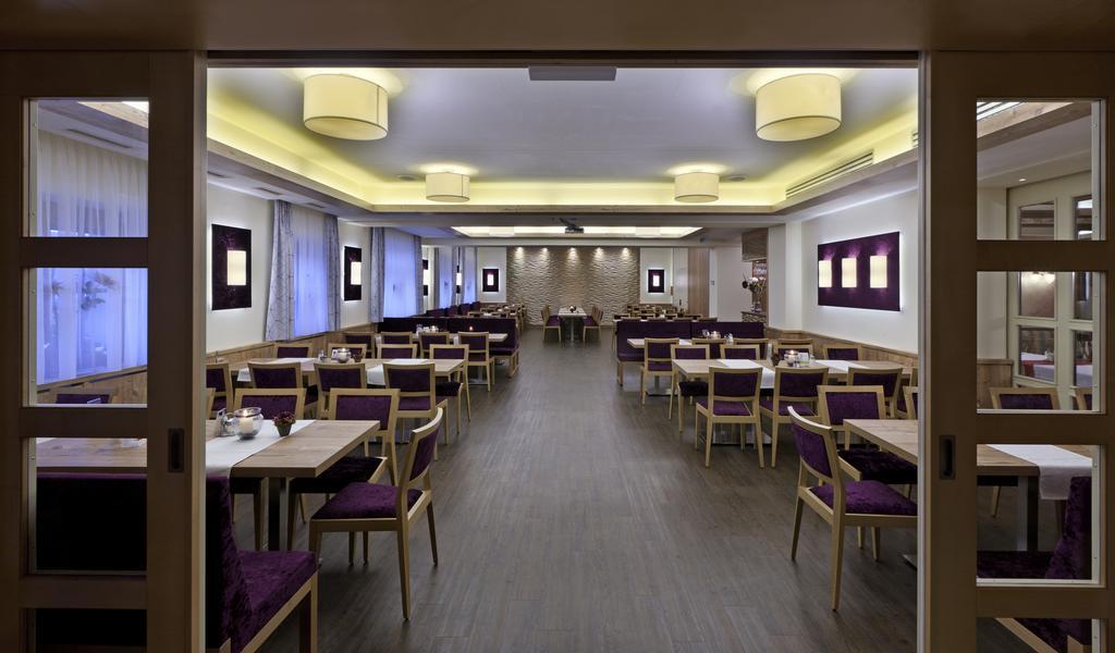 Hotel Restaurant Wallner I Contactless Check-In Sankt Valentin Luaran gambar