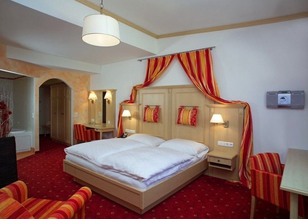 Hotel Restaurant Wallner I Contactless Check-In Sankt Valentin Luaran gambar